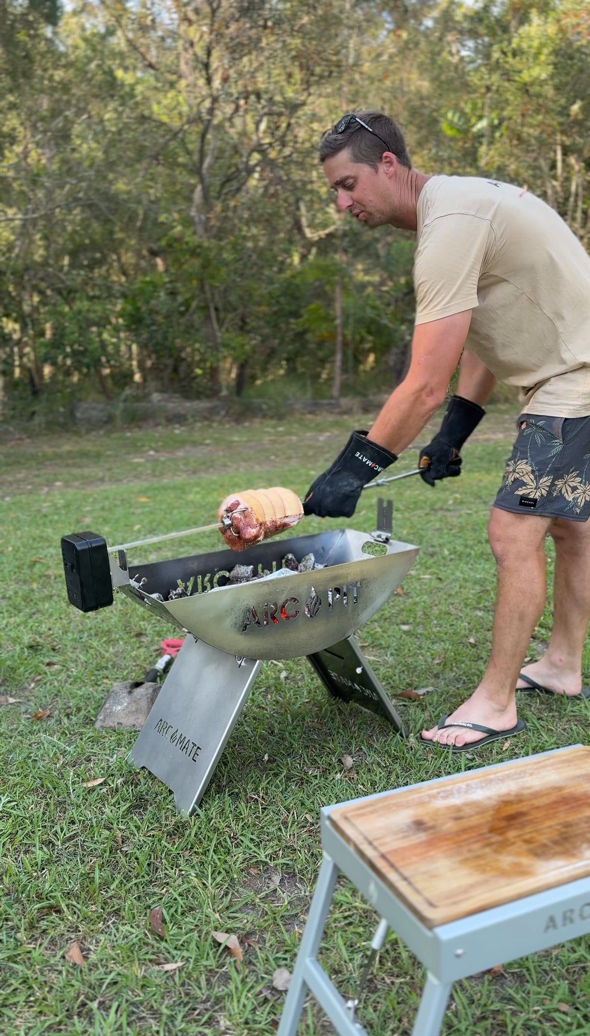 ArcMate™ Camping Table